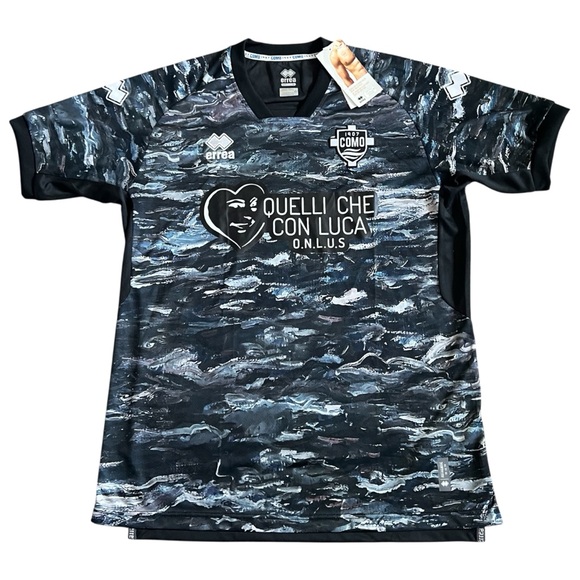 Errea Mens Como 1907 FC 2022-23 Third Kit Soccer Jersey Sz L Black Shirt NEW NWT - Picture 1 of 12